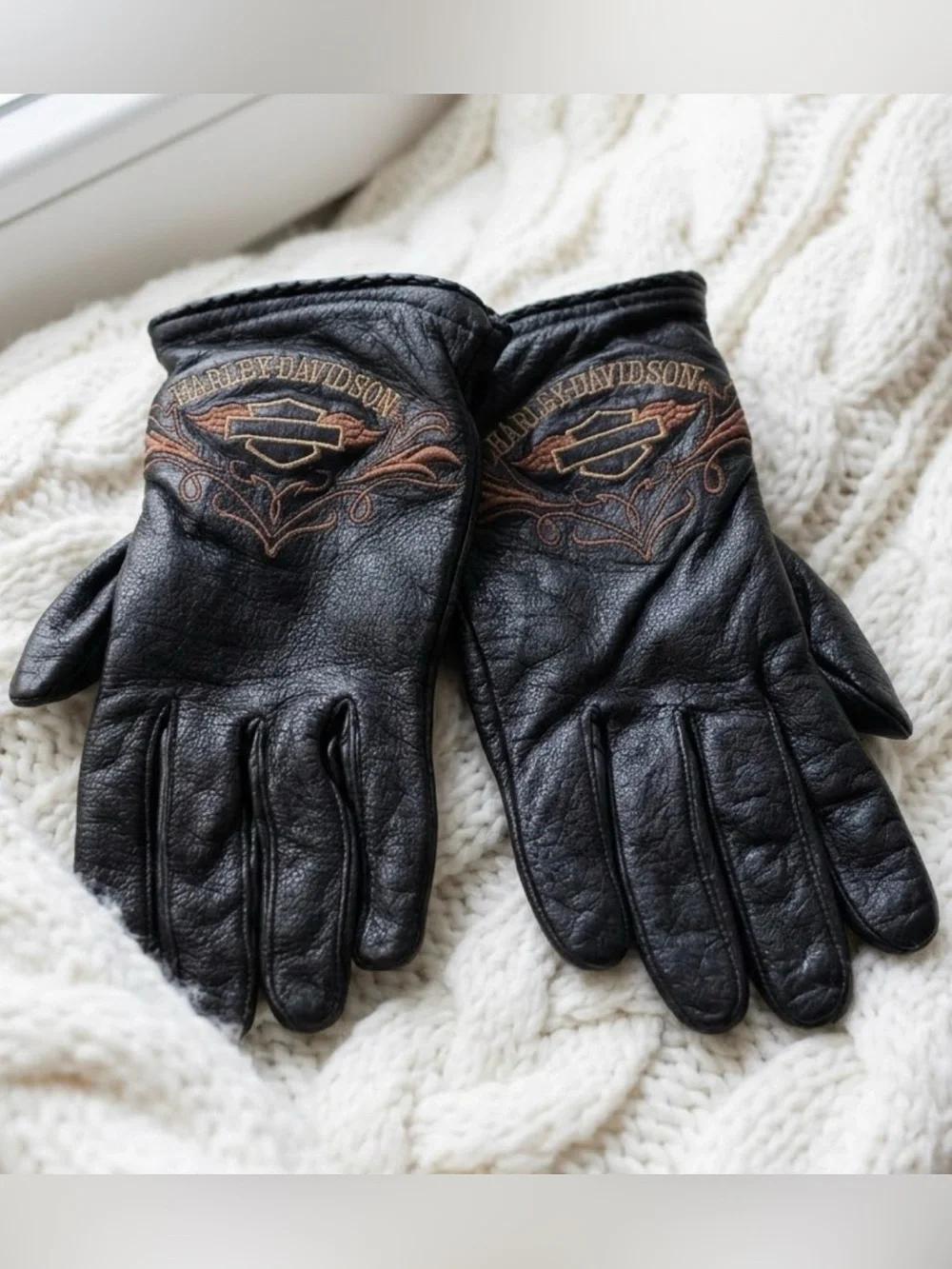 Harley Davidson Women's Black Leather Embroidered Riding Gloves